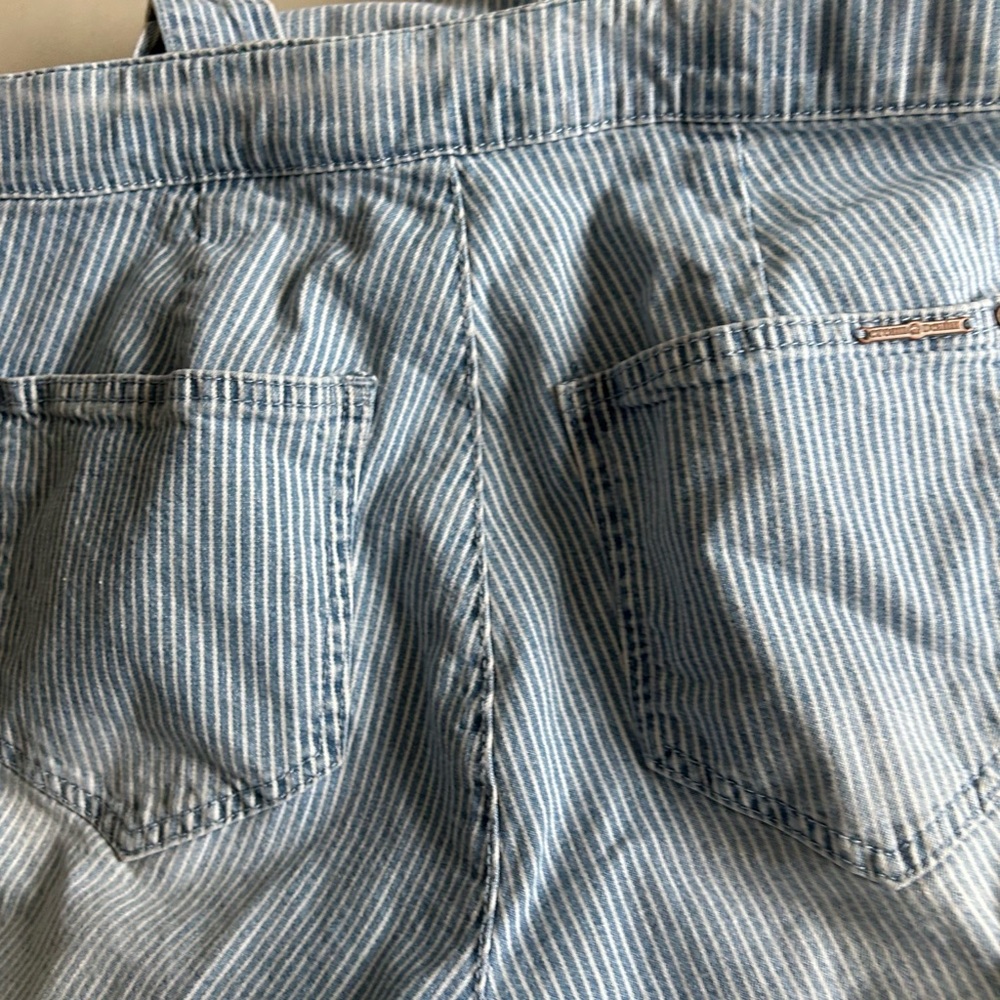 Cream Women’s Faded Blue Denim Pinstripe Overalls with Ruffled Straps  Size XS - Picture 7 of 16